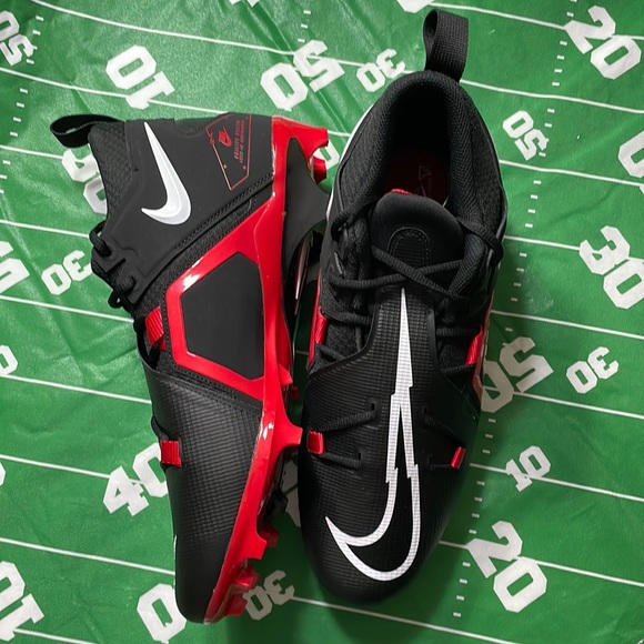 Nike Other - Men’s Nike Alpha football cleats NEW size 13